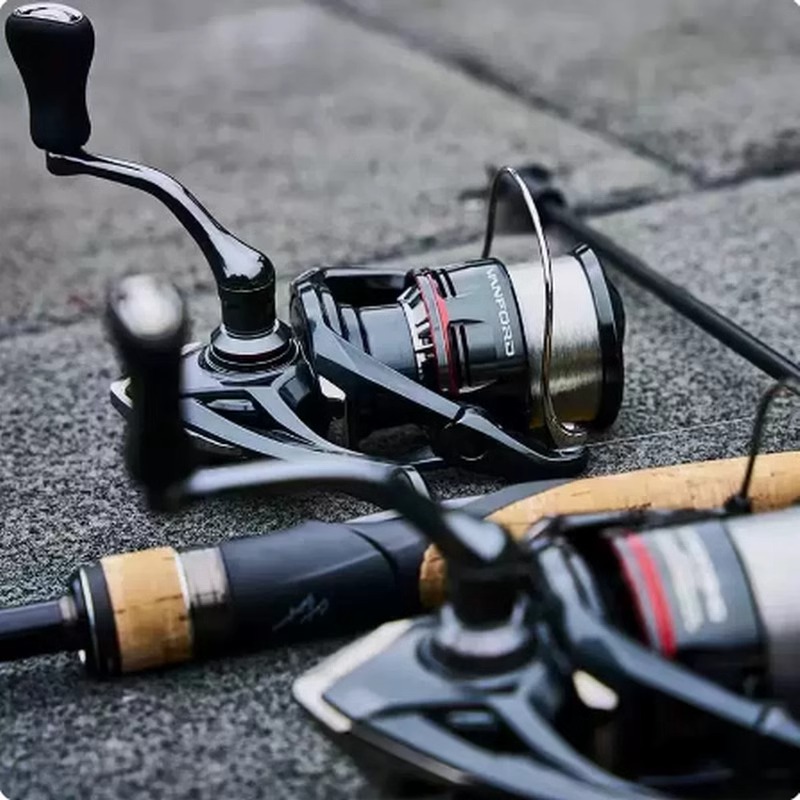 Carrete de Pesca Giratorio SHI - Shimano Reel Stradic reseña y precio